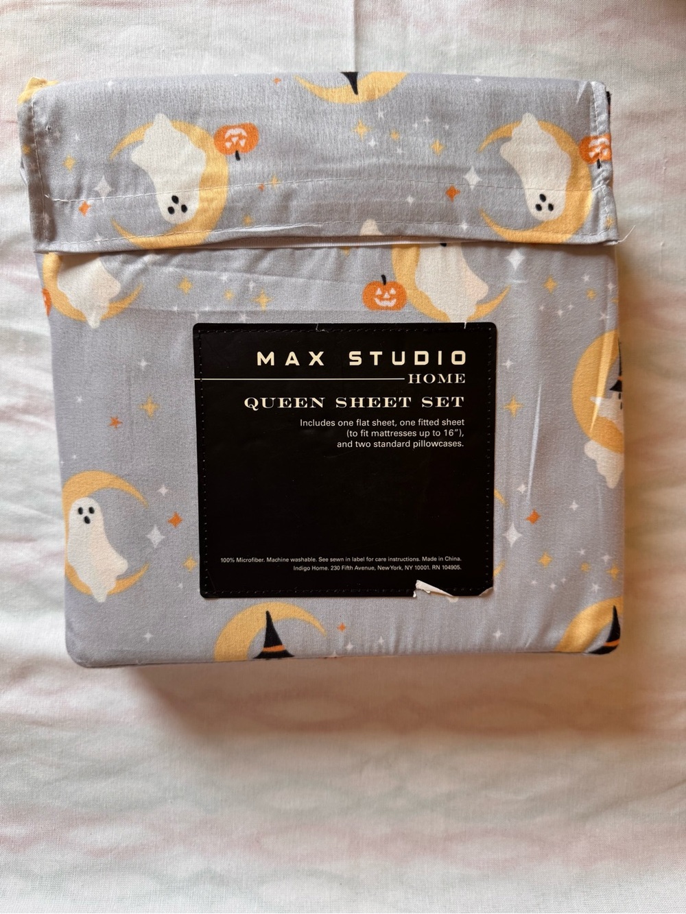 Max Studio Gray Background, Ghost & Moon Queen size sheets set - Halloween Print